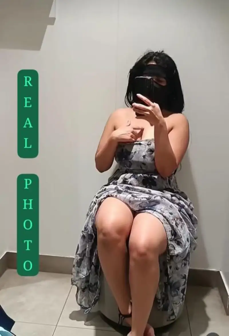 LIVE CAM SHOW WITH TAMIL GIRL👠